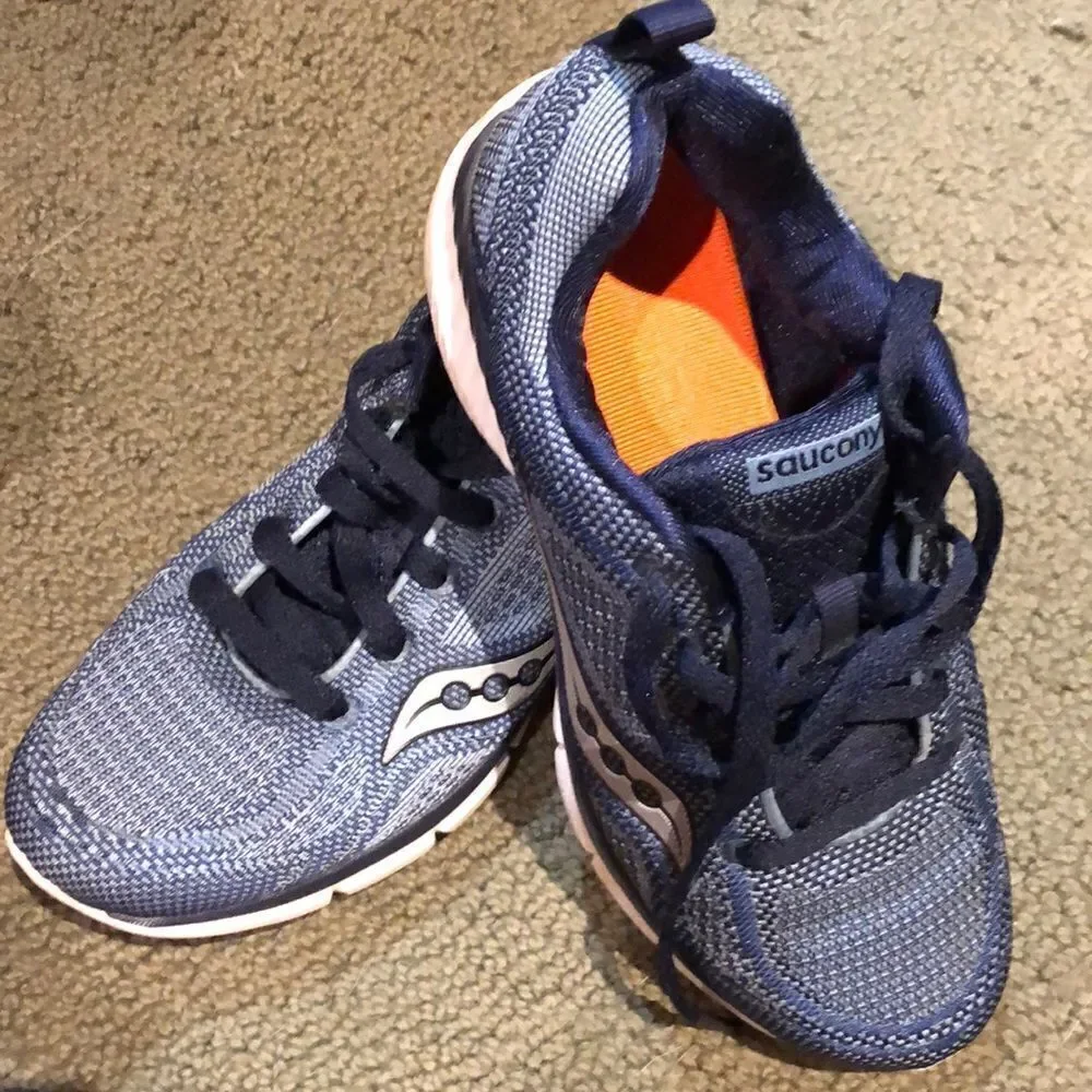 Saucony Women’s Sneakers 6.5